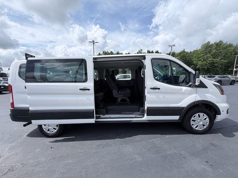Used 2025 Ford Transit 350 XLT RWD image 5