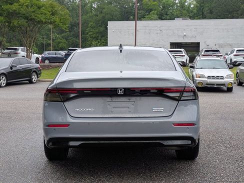 Used 2025 Honda Accord Touring image 7