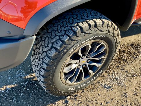 Used 2020 Chevrolet Colorado ZR2 image 15