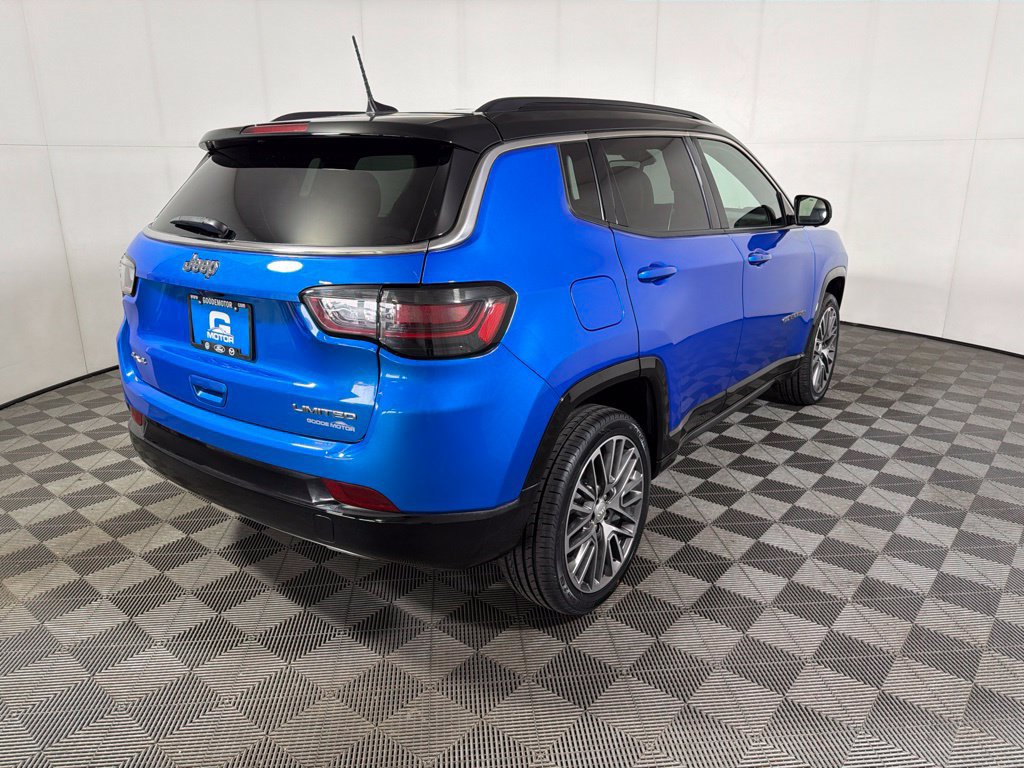 Used 2023 Jeep Compass Limited w/ Elite Group AWD/4WD image 7