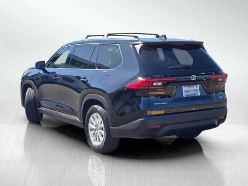 Used 2024 Toyota Grand Highlander AWD Hybrid image 8