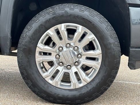 Used 2023 GMC Sierra 2500 Denali image 8