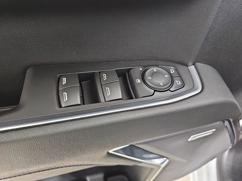 Used 2024 Chevrolet Silverado 1500 LT Trail Boss w/ Convenience Package II image 32