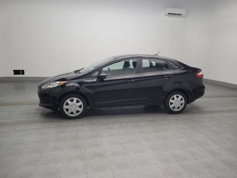 Used 2019 Ford Fiesta S image 2