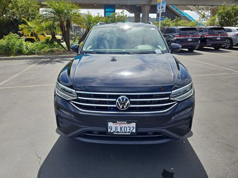 Used 2023 Volkswagen Tiguan SE image 12
