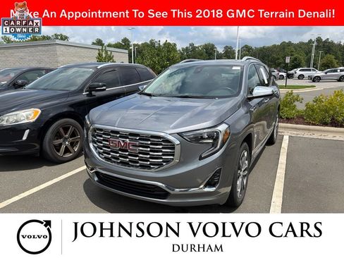 Used 2018 GMC Terrain Denali w/ Comfort Package FWD image 2