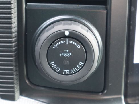 New 2025 Ford F150 Lariat w/ Equipment Group 502A High AWD/4WD image 25