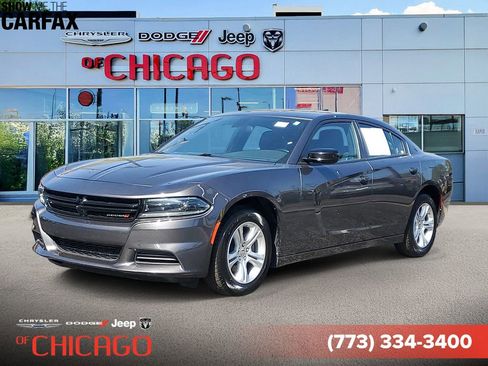 Used 2023 Dodge Charger SXT RWD image 2