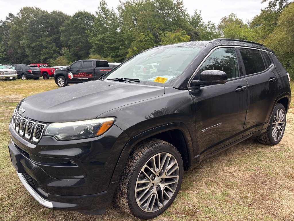 Used 2023 Jeep Compass Limited w/ Elite Group AWD/4WD image 11