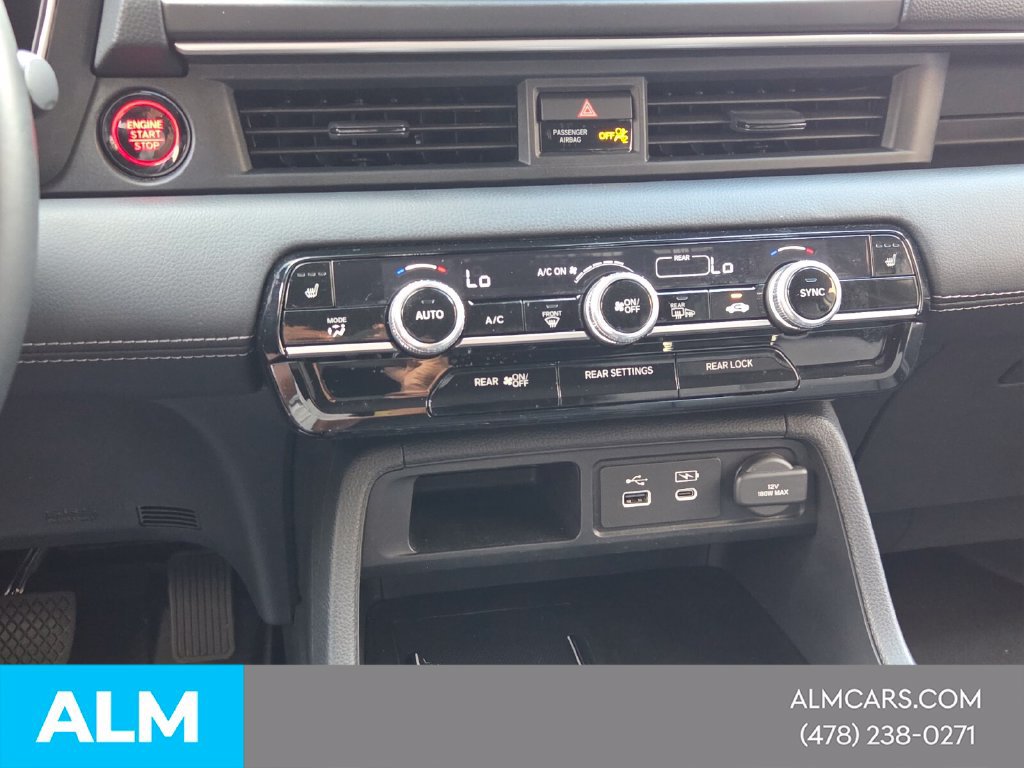 Used 2025 Honda Pilot Touring image 27