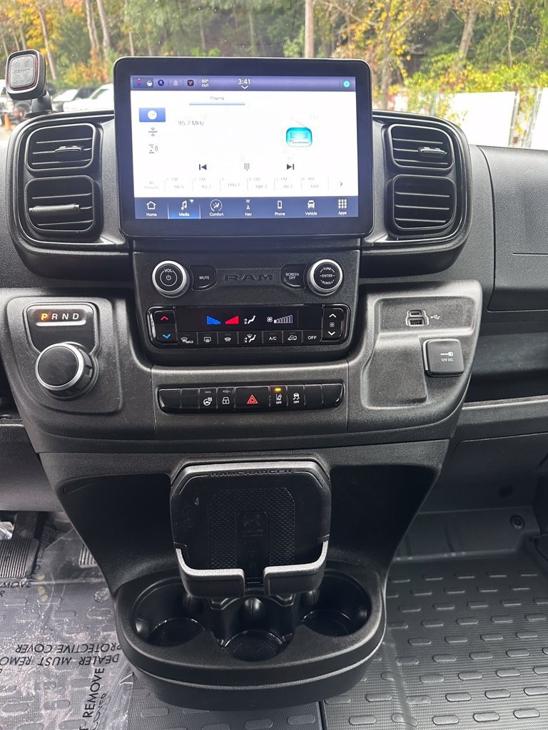 Used 2024 RAM ProMaster 3500 w/ Delivery Van Package FWD image 15