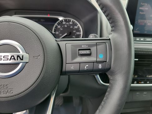 Used 2021 Nissan Rogue SV w/ Premium Package FWD image 23