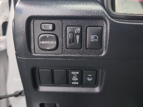 Used 2024 Toyota 4Runner TRD Off-Road image 12