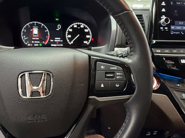 Used 2025 Honda Odyssey Touring image 29
