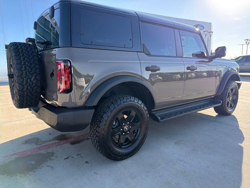 New 2025 Ford Bronco Outer Banks image 5