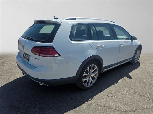 Used 2019 Volkswagen Golf Alltrack SE AWD/4WD image 3