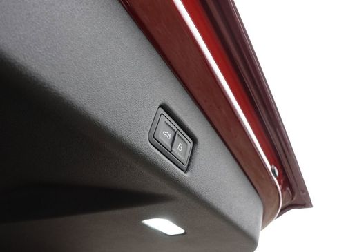 New 2025 Audi SQ5 Prestige image 28