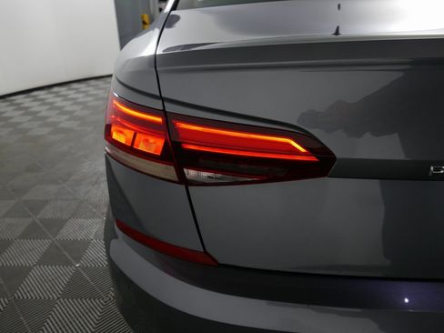 Used 2020 Volkswagen Passat 2.0T SEL image 31