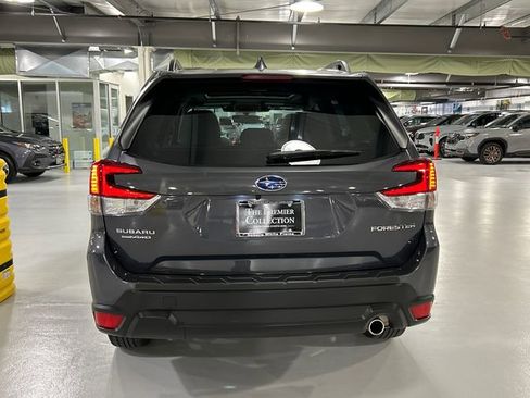 Used 2023 Subaru Forester Limited image 3