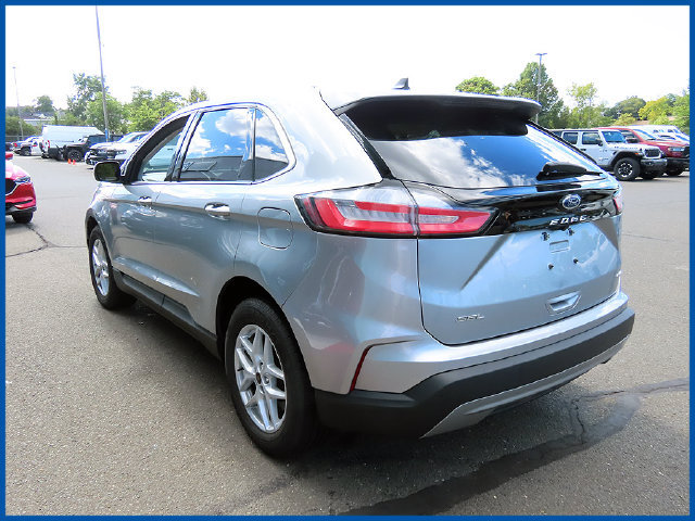 Used 2024 Ford Edge SEL AWD/4WD image 5