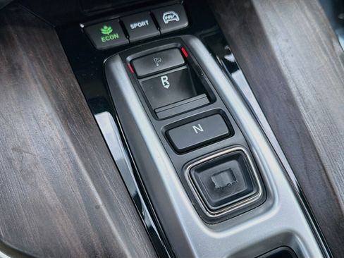 Used 2018 Honda Clarity Touring image 24