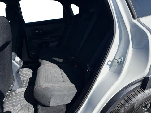Certified 2025 Honda HR-V Sport image 16