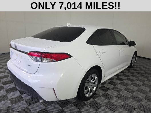 Used 2026 Toyota Corolla LE FWD image 2