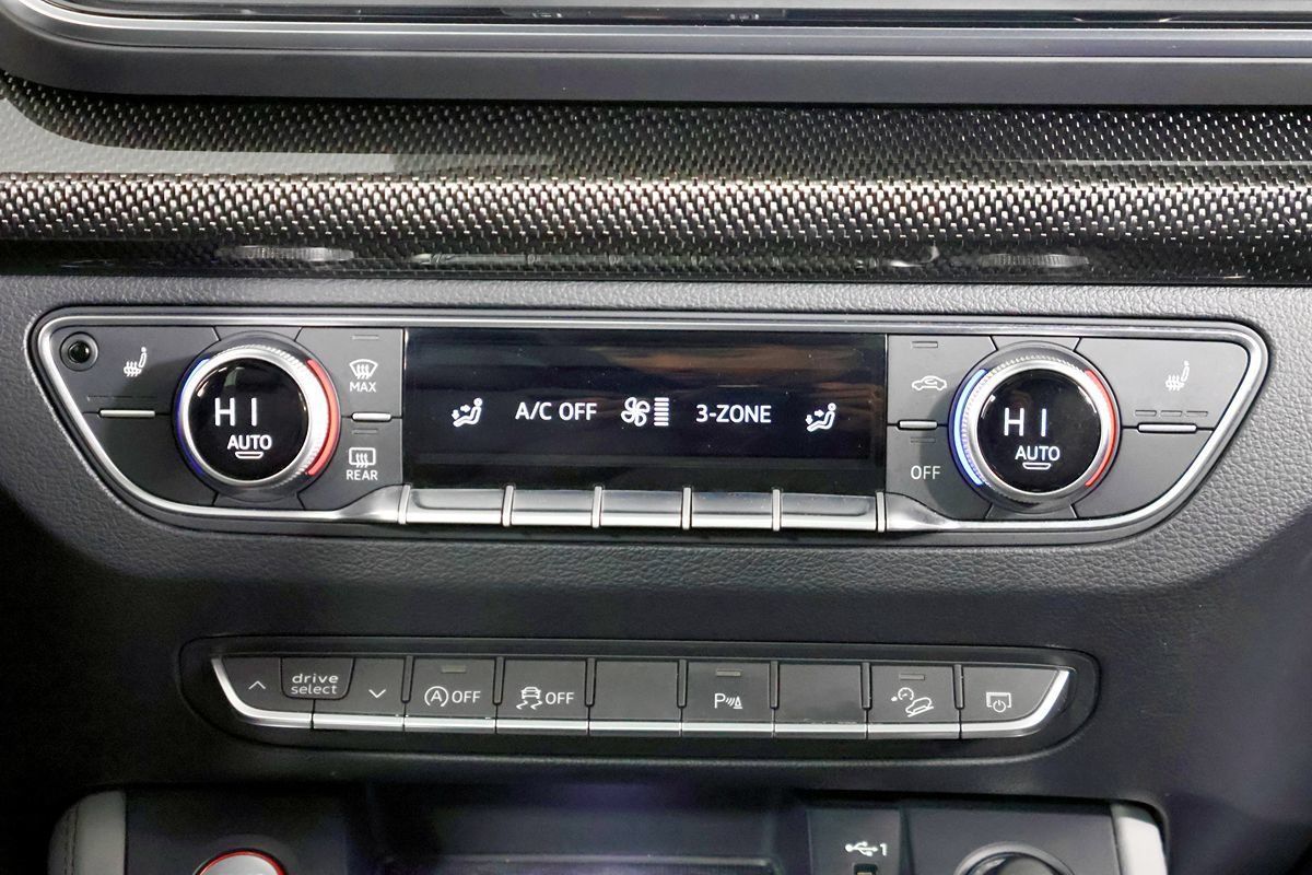 Used 2022 Audi SQ5 Premium Plus w/ Premium Plus Package AWD/4WD image 42