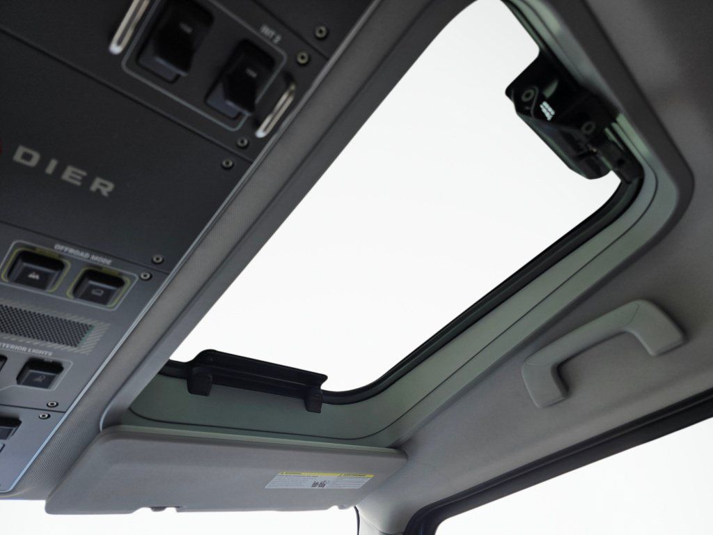 Used 2024 INEOS Grenadier Station Wagon AWD/4WD image 49