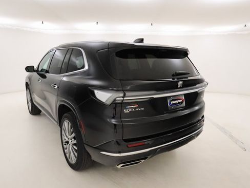 Certified 2025 Buick Enclave Avenir image 25