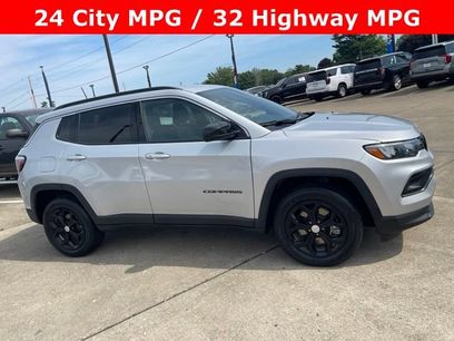 Used 2024 Jeep Compass Latitude
