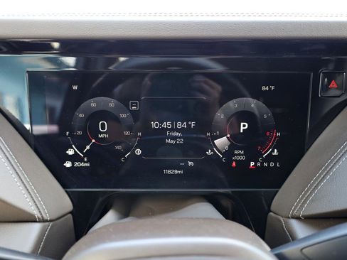 Used 2025 GMC Yukon XL Elevation RWD image 11