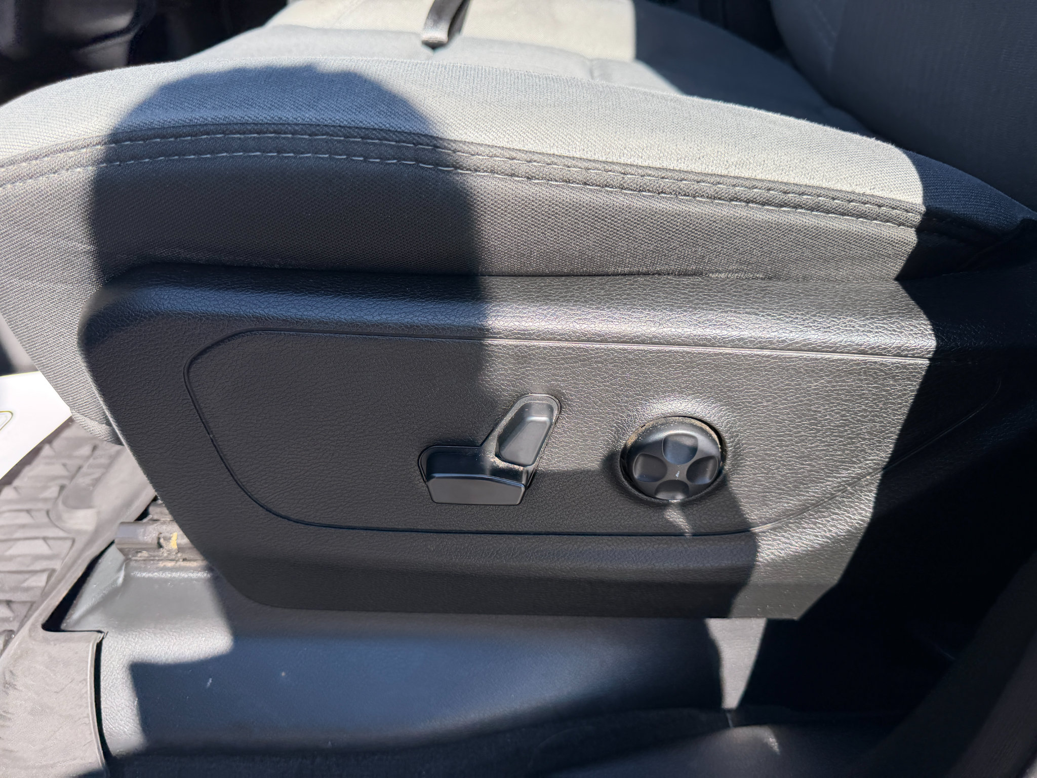 Used 2020 RAM 1500 Big Horn AWD/4WD image 32