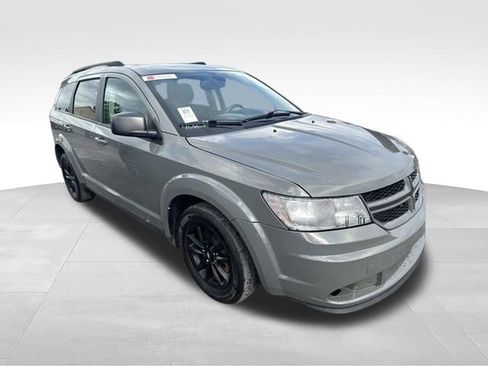 Used 2020 Dodge Journey SE w/ Blacktop Package FWD image 10