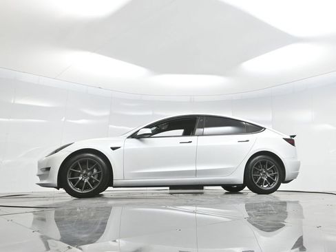 Used 2022 Tesla Model 3 Long Range image 7