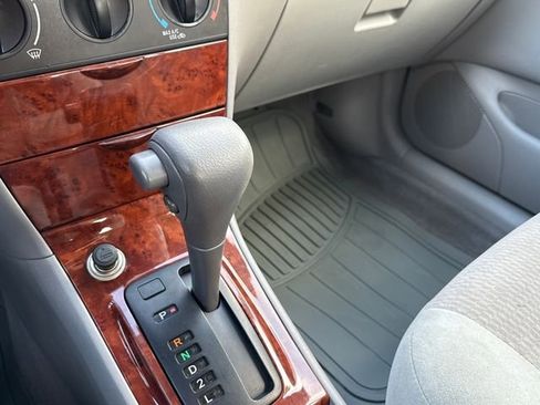 Used 2007 Toyota Corolla CE image 28