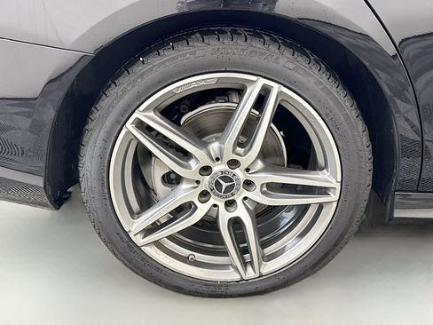Used 2019 Mercedes-Benz E 300 w/ Premium 1 Package image 33