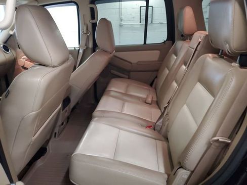 Used 2010 Ford Explorer Eddie Bauer image 26
