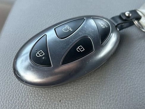 Used 2025 Hyundai Elantra SEL image 37