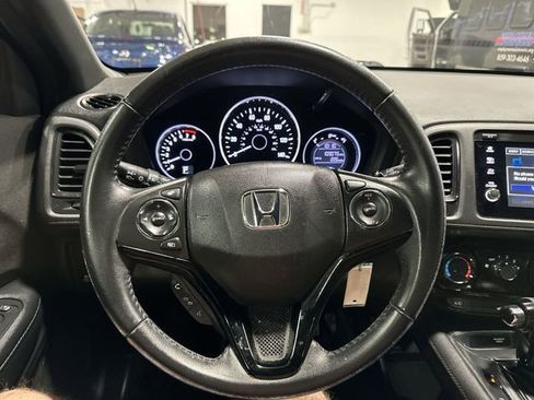 Used 2019 Honda HR-V Sport image 15