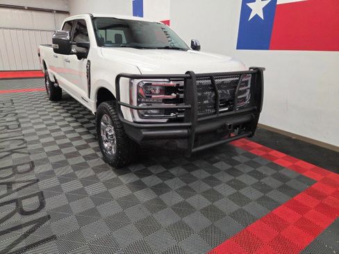 Used 2024 Ford F350 Lariat w/ Lariat Ultimate Package image 4