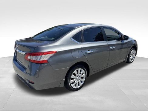 Used 2015 Nissan Sentra S FWD image 4
