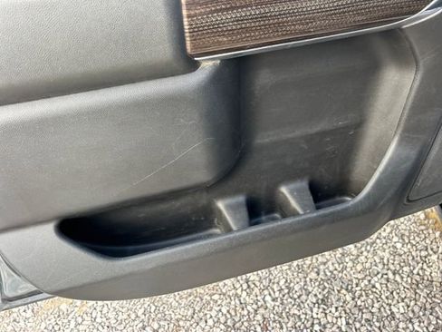 Used 2019 Chevrolet Silverado 1500 LT image 33