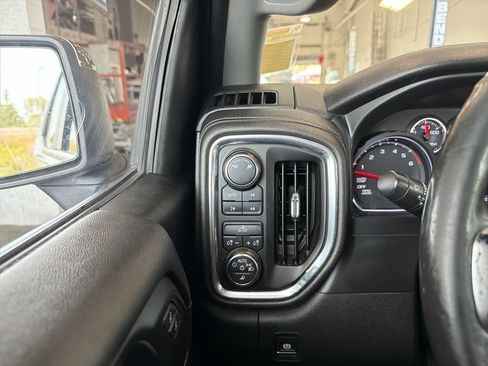 Certified 2019 Chevrolet Silverado 1500 LT w/ True North Edition AWD/4WD image 18