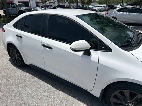 Used 2025 Toyota Corolla SE FWD image 10