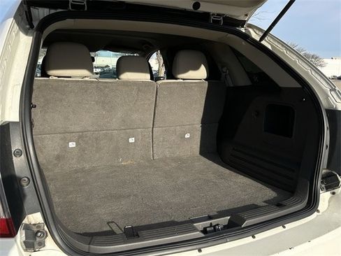 Used 2012 Ford Edge SEL image 31