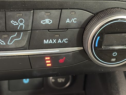 Used 2020 Ford Escape SE AWD/4WD image 25
