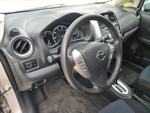 Used 2017 Nissan Versa Note SV w/ SV Appearance Package FWD image 10
