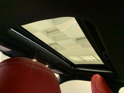 Used 2023 Toyota Highlander XSE image 41