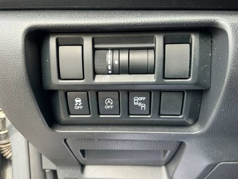 Used 2021 Subaru Crosstrek 2.5i Sport w/ Moonroof Package AWD/4WD image 27